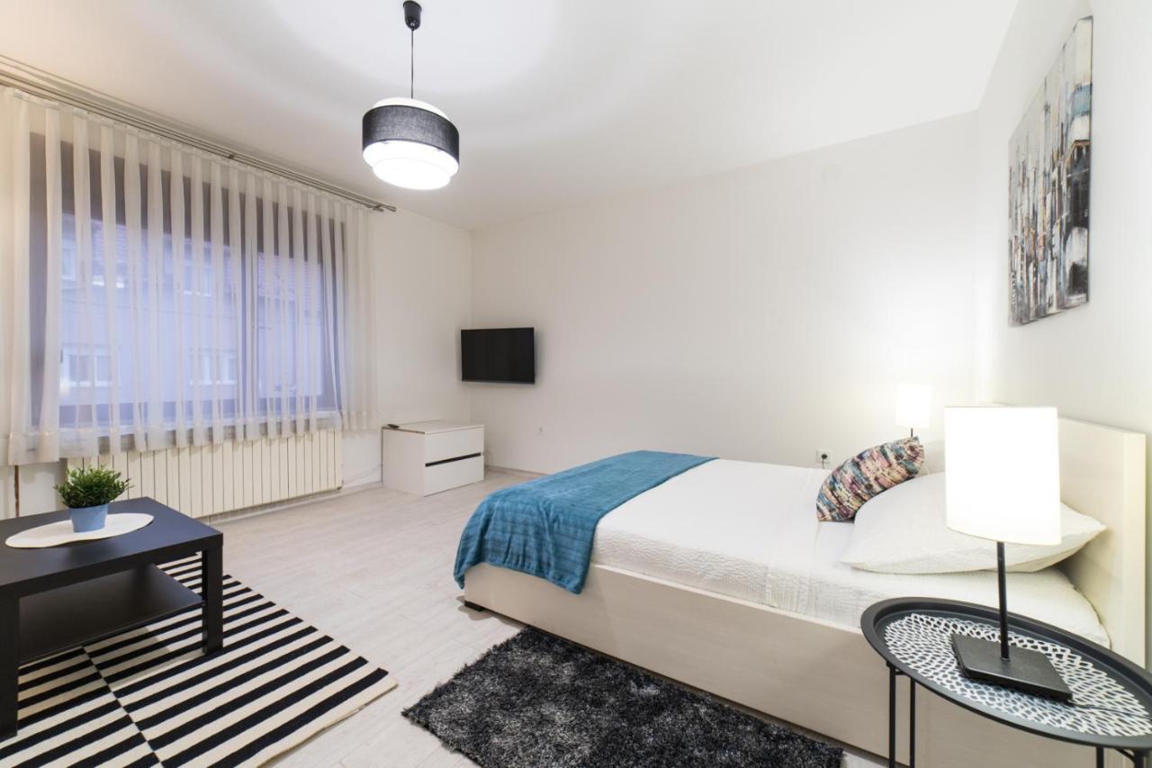 Angela Luxury Studio Apartment Zagreb Buitenkant foto